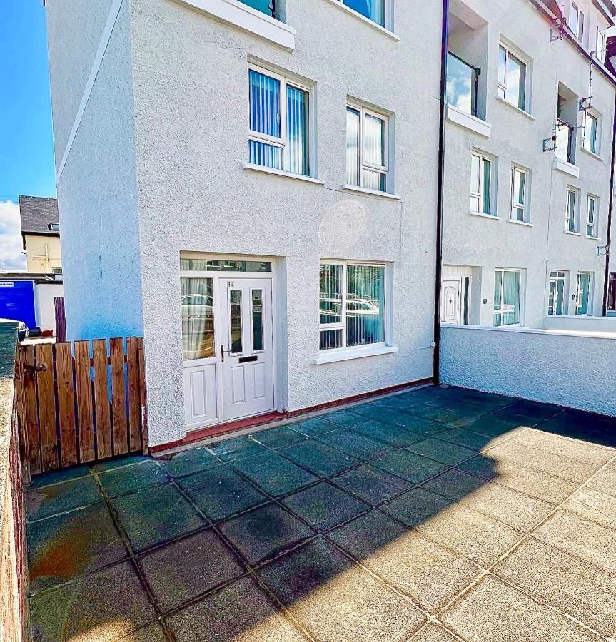 Number 14 Self Catering, Portrush, Northern Ireland ภายนอก รูปภาพ
